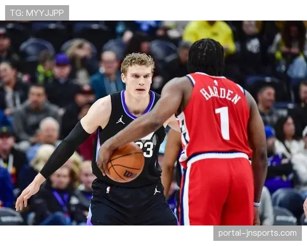 爵士开拓者比赛,马尔卡宁与西蒙斯欧洲射手对决 爵士开拓者比赛,马尔卡宁与西蒙斯欧洲射手对决